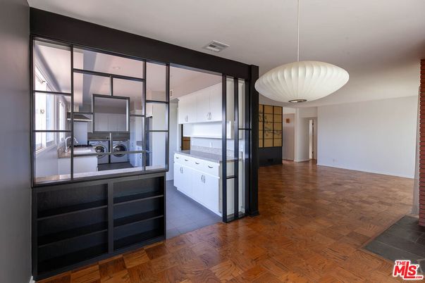Interior, Kitchen, Pendant Lights, Wood Texture Flooring