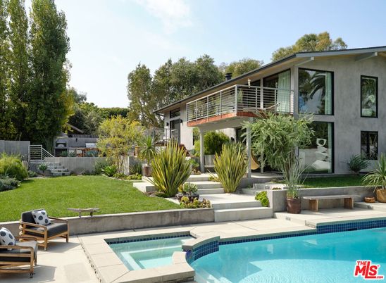 Backyard, Exterior, Pool