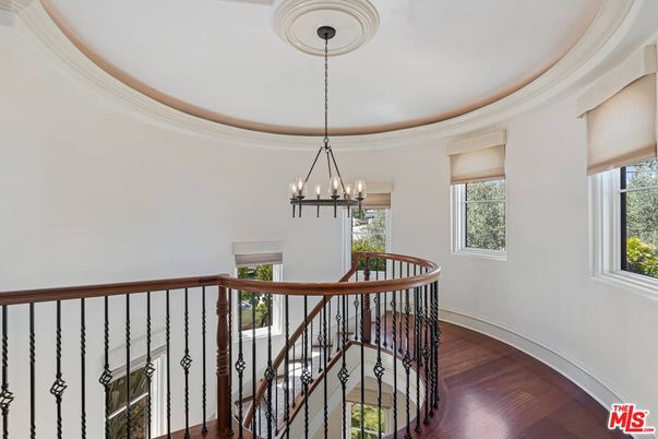 Chandelier, Interior, Wood Texture Flooring