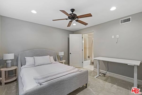Bedroom, Interior, Recessed Lighting