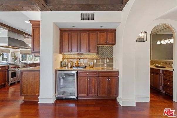 Interior, Kitchen, Recessed Lighting, Wooden Beams, Wooden Ceilings, Wood Texture Flooring