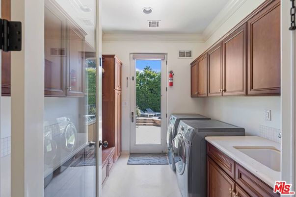 Interior, Recessed Lighting, Washer