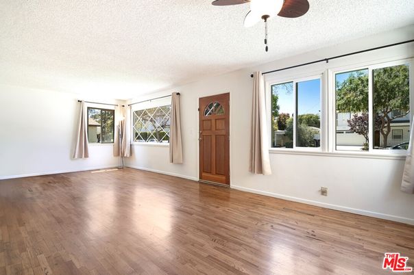 Empty room, Interior, Wood Texture Flooring
