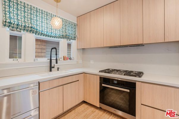 Interior, Kitchen, Pendant Lights, Stainless Steel Appliances