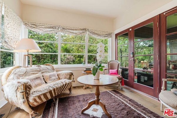 Interior, Sun Room, Wood Texture Flooring