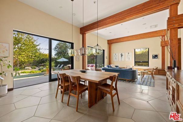 Dining room, Interior, Living room, Pendant Lights, Recessed Lighting
