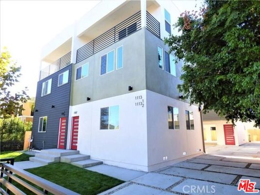 Backyard, Exterior, Facade, Modern