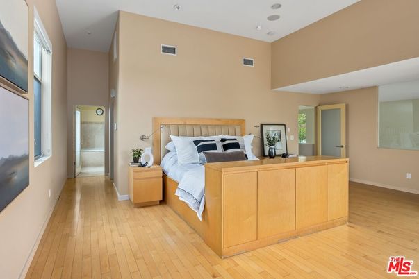 Bedroom, Home Office, Interior, Recessed Lighting, Wood Texture Flooring
