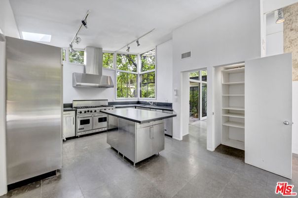 Interior, Kitchen, Stainless Steel Appliances
