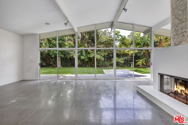 Empty room, Fireplace, Interior, Sun Room