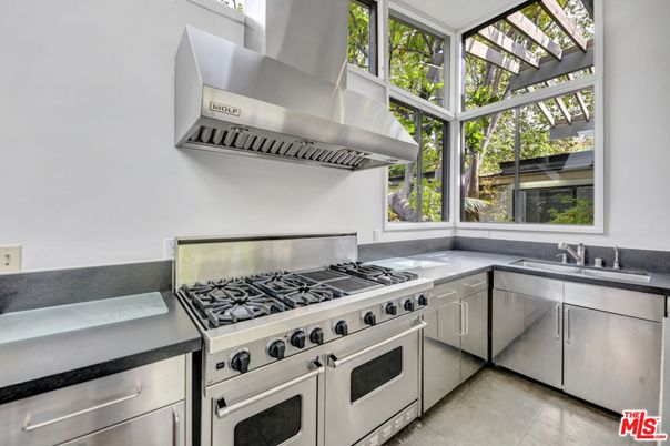 Interior, Kitchen, Stainless Steel Appliances
