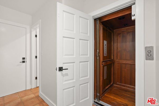 Elevator, Interior, Wooden Ceilings, Wood Texture Flooring, Wooden Walls