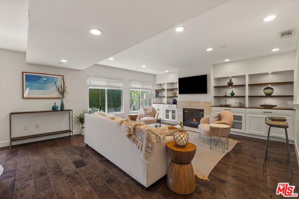 Fireplace, Interior, Living room, Recessed Lighting, Wood Texture Flooring
