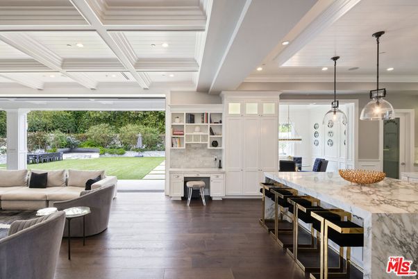 Interior, Kitchen, Living room, Pendant Lights, Recessed Lighting, Wood Texture Flooring