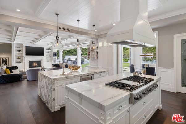 Fireplace, Interior, Kitchen, Living room, Pendant Lights, Recessed Lighting, Wood Texture Flooring