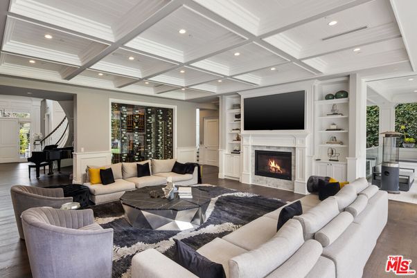Fireplace, Interior, Living room, Piano, Recessed Lighting, Wood Texture Flooring
