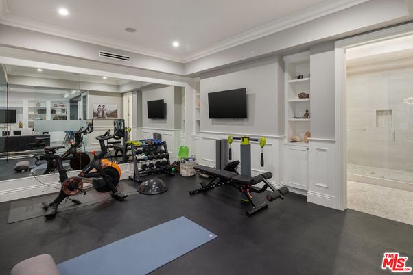 Fitness Equipment, Interior, Recessed Lighting