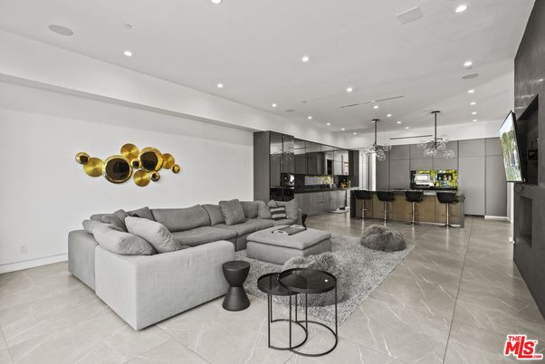 Interior, Kitchen, Living room, Pendant Lights, Recessed Lighting