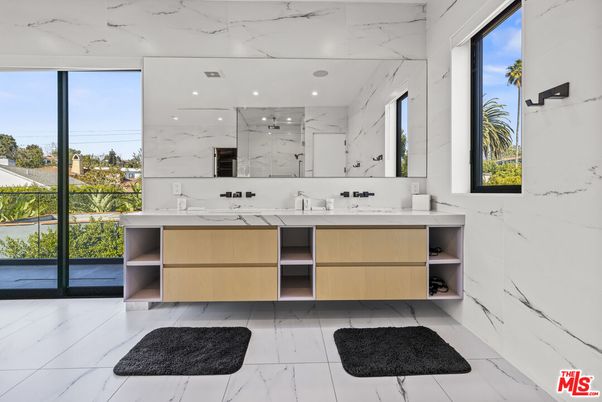 Bathroom, Dual Sink Vanities, Interior, Marble, Marble Walls, Recessed Lighting