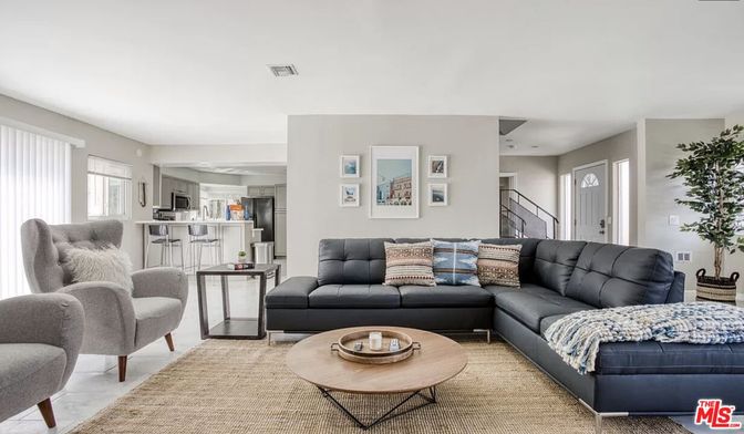 Interior, Living room