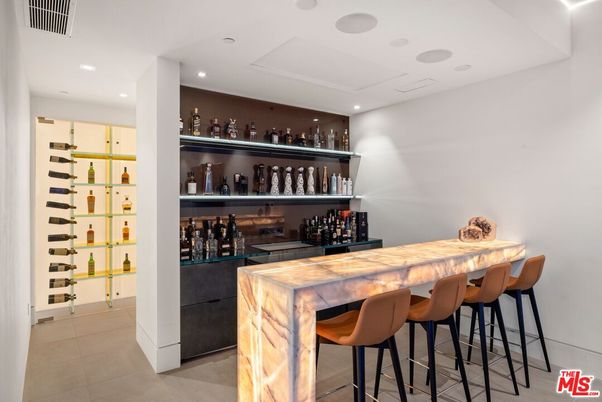 Interior, Recessed Lighting, Wine Storage