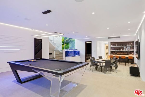 Billiard Table, Dining room, Game Room, Interior, Recessed Lighting