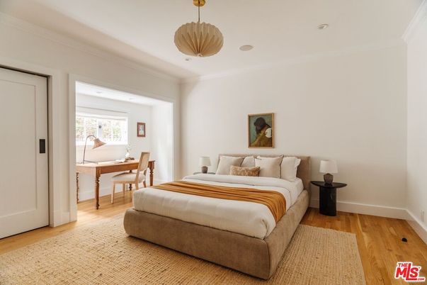 Bedroom, Home Office, Interior, Pendant Lights, Wood Texture Flooring