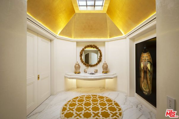Interior, Marble