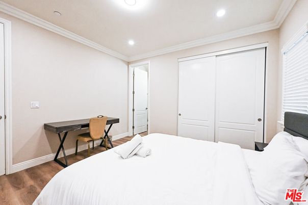 Bedroom, Home Office, Interior, Recessed Lighting, Wood Texture Flooring