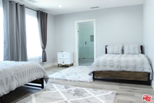 Bathroom, Bedroom, Interior, Recessed Lighting, Wood Texture Flooring