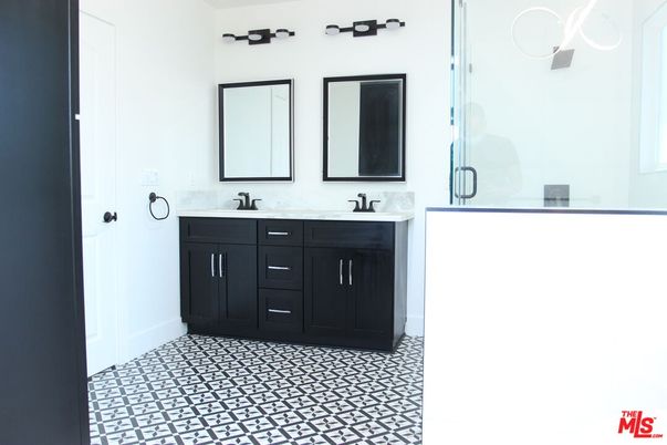 Bathroom, Dual Sink Vanities, Glass Shower, Interior
