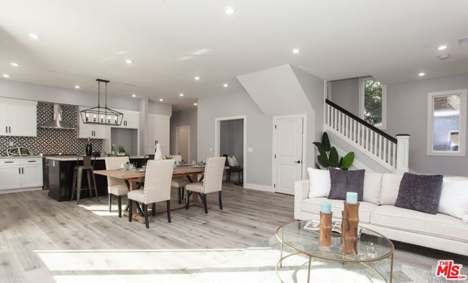 Dining room, Interior, Kitchen, Living room, Pendant Lights, Recessed Lighting, Stainless Steel Appliances, Wood Texture Flooring