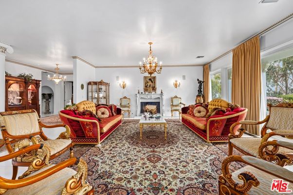 Chandelier, Fireplace, Interior, Living room