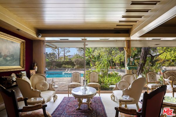 Interior, Living room, Pool, Sun Room, Wooden Ceilings