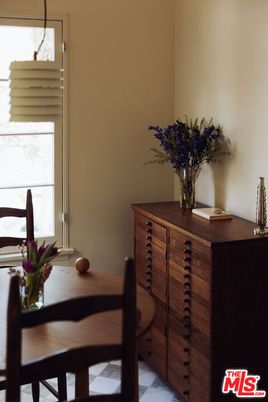 Dining room, Interior