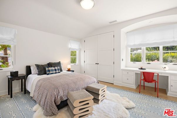 Bedroom, Home Office, Interior, Wood Texture Flooring