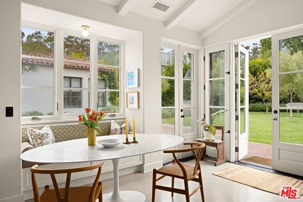 Dining room, Interior, Sun Room