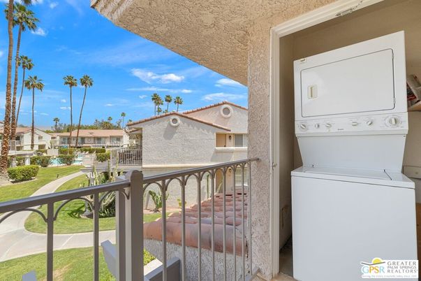 Exterior, Utility Closets, Washer