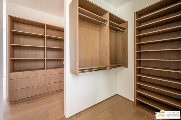 Interior, Walk-in Closets, Wood Texture Flooring