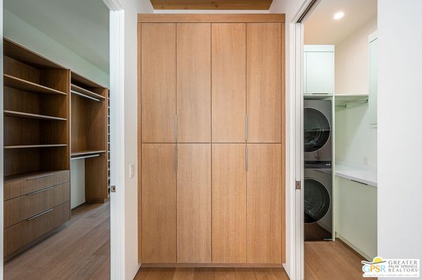 Interior, Recessed Lighting, Utility Closets, Washer, Wood Texture Flooring