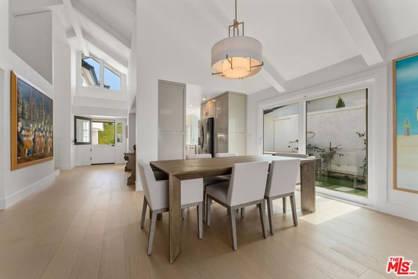 Dining room, Interior, Kitchen, Pendant Lights, Stainless Steel Appliances, Wood Texture Flooring