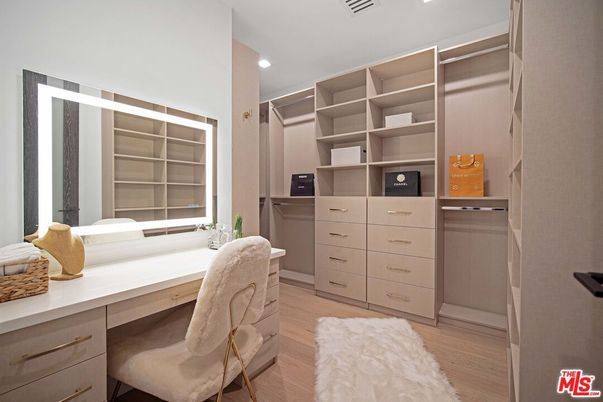 Home Office, Interior, Recessed Lighting, Walk-in Closets, Wood Texture Flooring