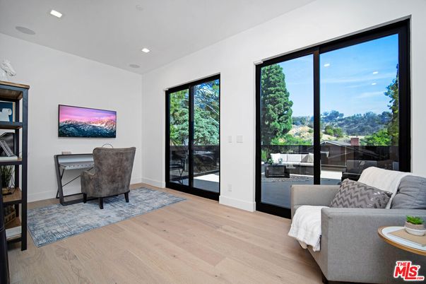 Home Office, Interior, Living room, Recessed Lighting, Wood Texture Flooring