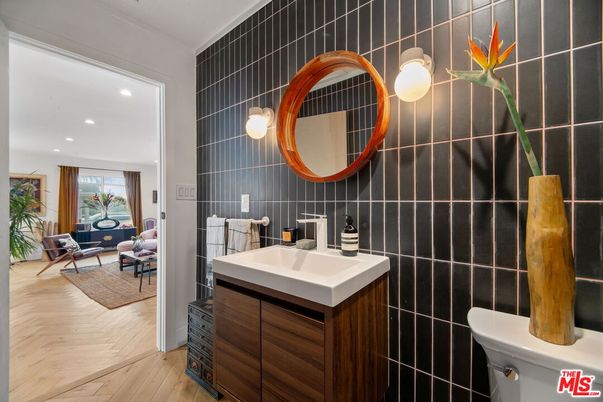 Bathroom, Interior, Recessed Lighting, Wood Texture Flooring