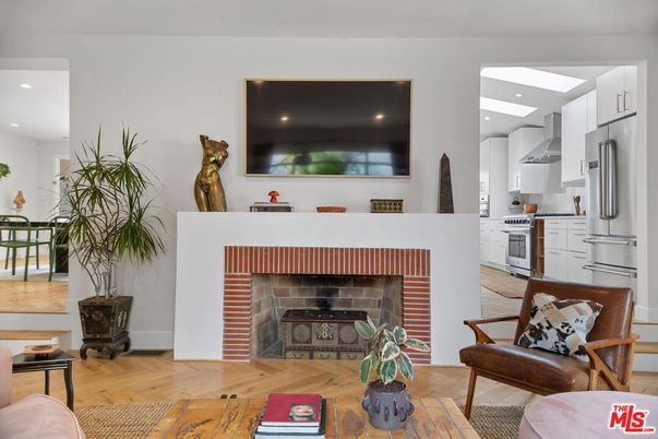Fireplace, Interior, Kitchen, Recessed Lighting, Wood Texture Flooring