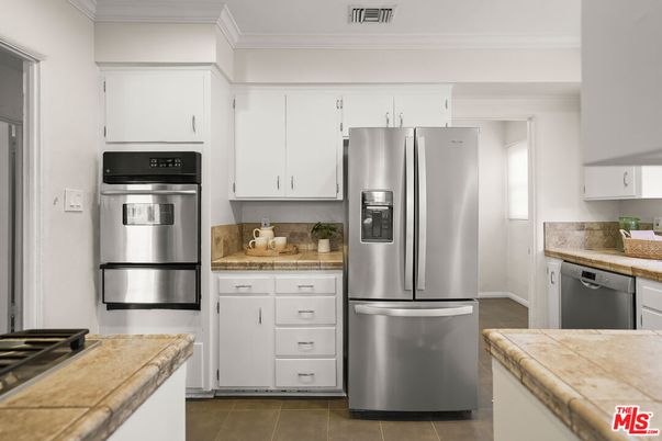 Interior, Kitchen, Stainless Steel Appliances