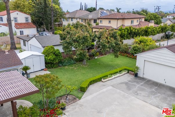 Backyard, Detached Garage, Exterior, Solar Panels