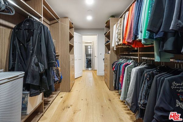 Interior, Recessed Lighting, Walk-in Closets, Wood Texture Flooring
