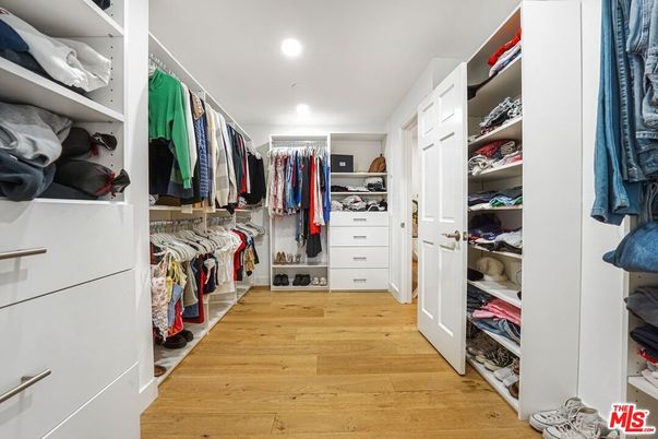 Interior, Recessed Lighting, Walk-in Closets, Wood Texture Flooring
