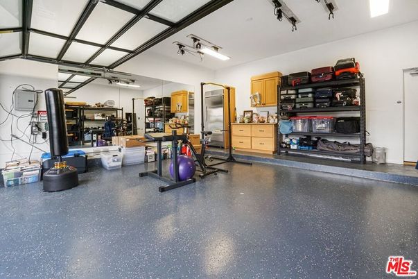 Fitness Equipment, Garage, Interior